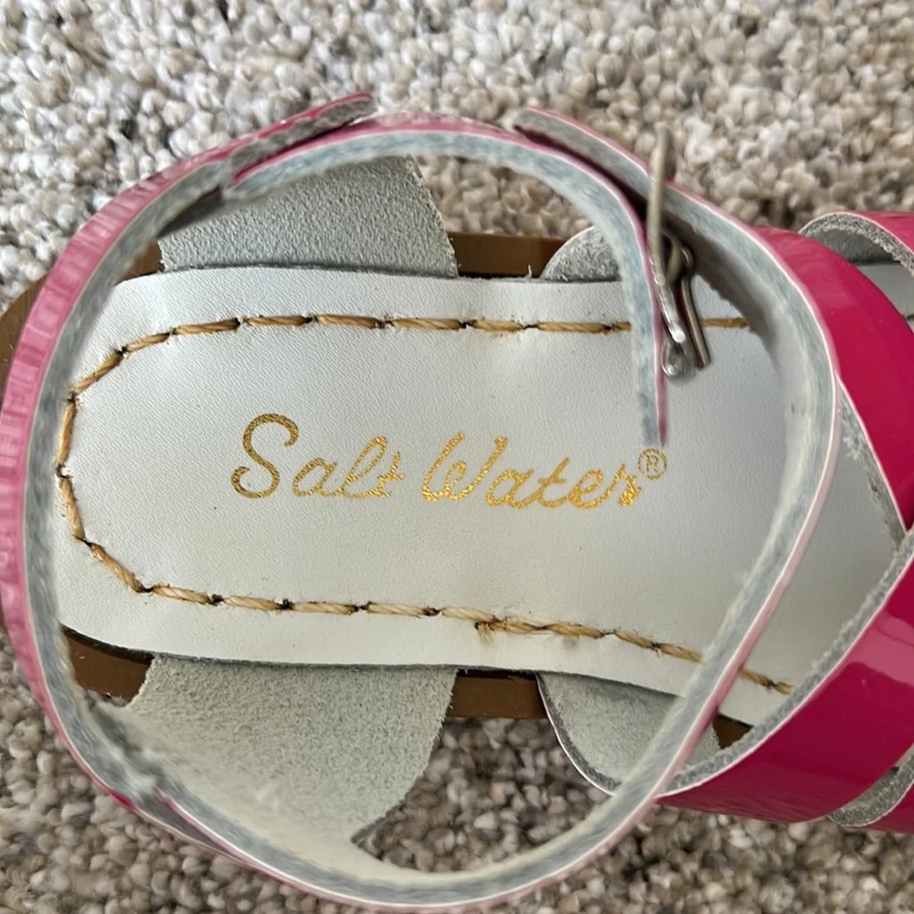 AUTH NIB Salt Water the Original Sandal Toddler Little Kids SHINY FUCHSIA